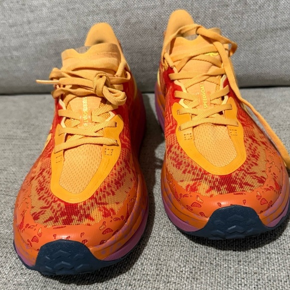 Hoka one one SPEED GOAT6 Orange and yellow Running Shoes size 9.5D main image 7